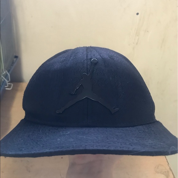 Jordan Snapback Hat. GUC. - Picture 1 of 3